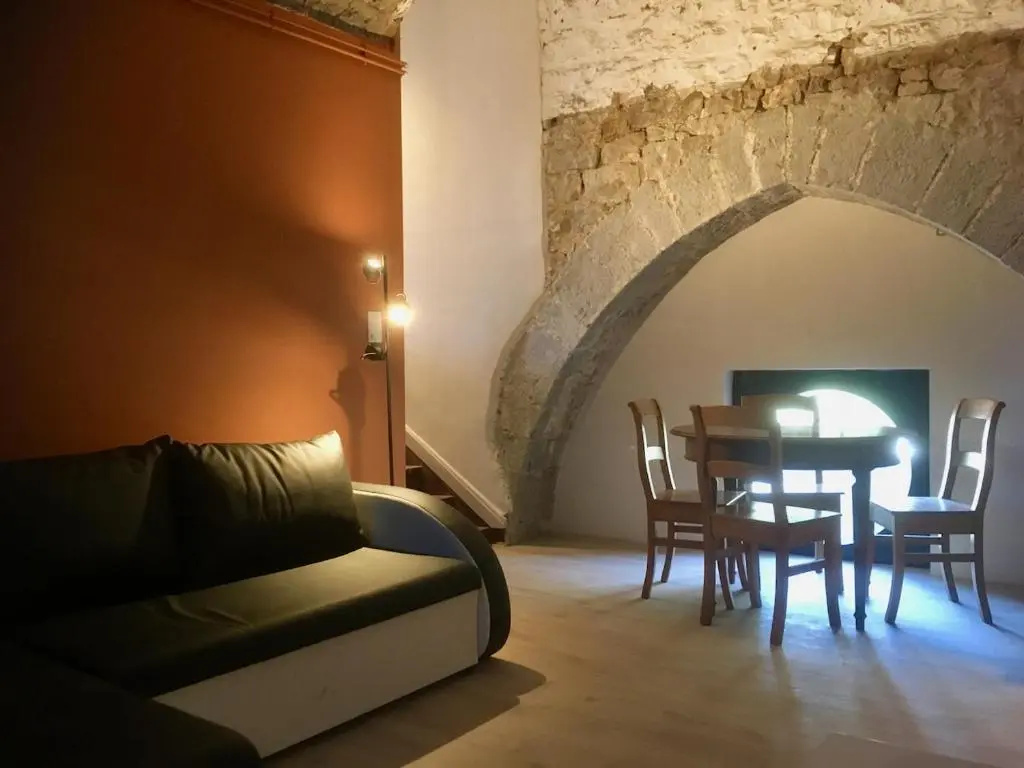 Les Trois Lions Chatelet de Barbencon