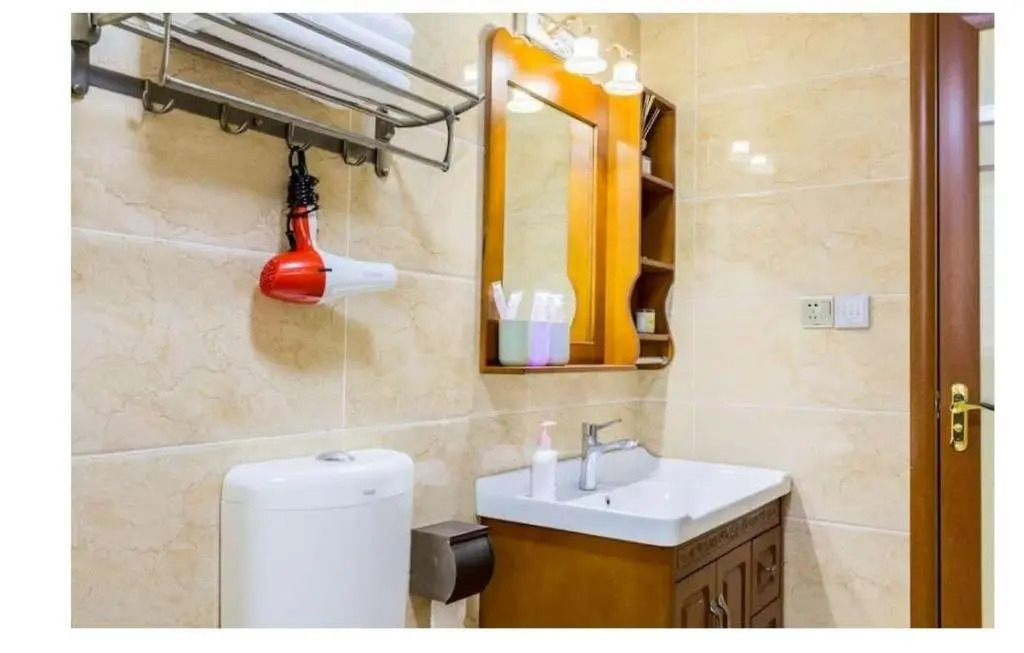 Chongqing Yubei·Chongqing North Railway Station· Locals Apartment 00138340