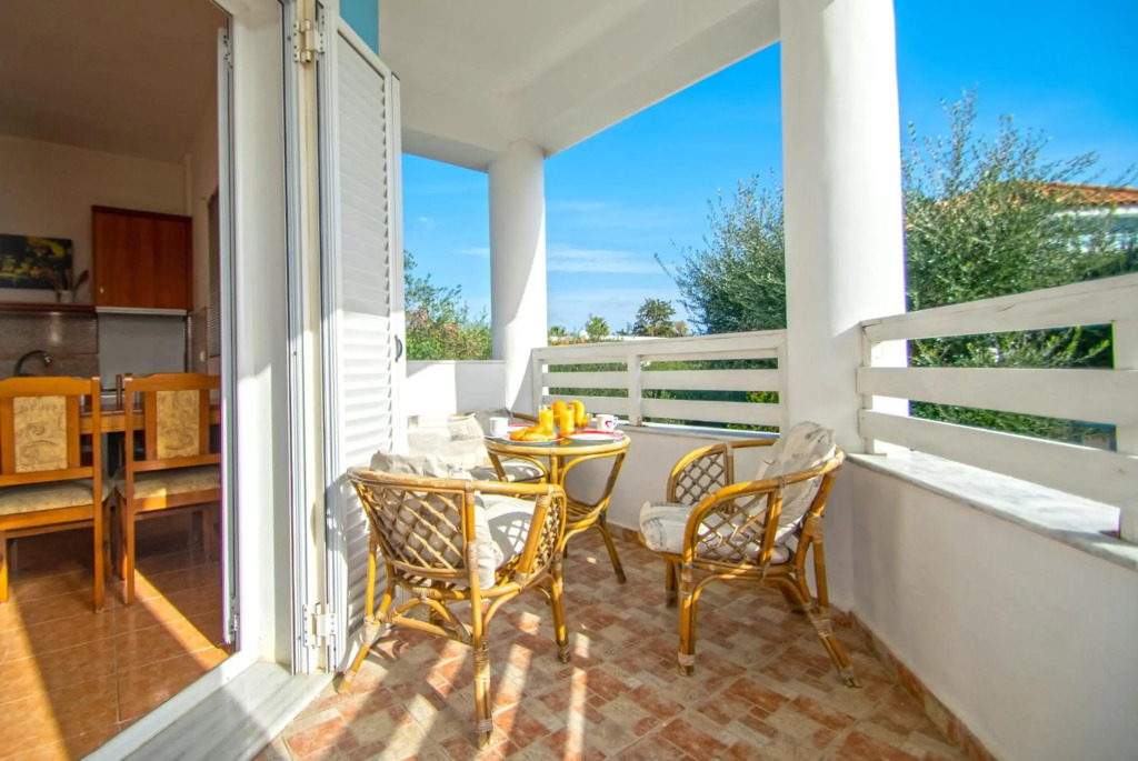 Agios Sostis Apartments