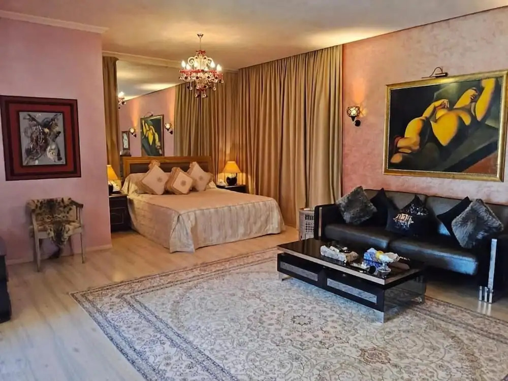 Private luxury Villa with hotel services included
