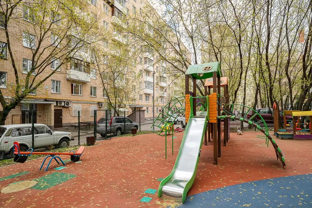 Kvart-Hotel (Кварт-Отель) на набережной Бережковская 8