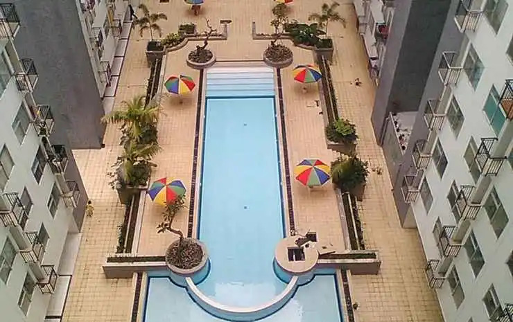 Homey and Relaxing 3BR Apartment at The Jarrdin Cihampelas By Travelio