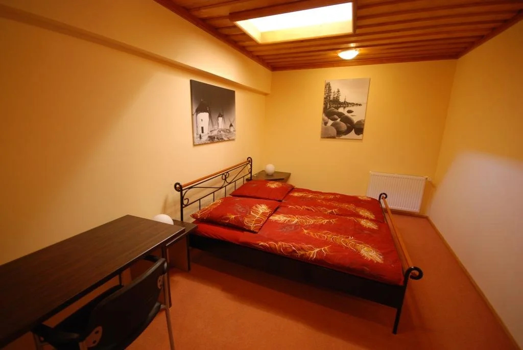Moving Rooms