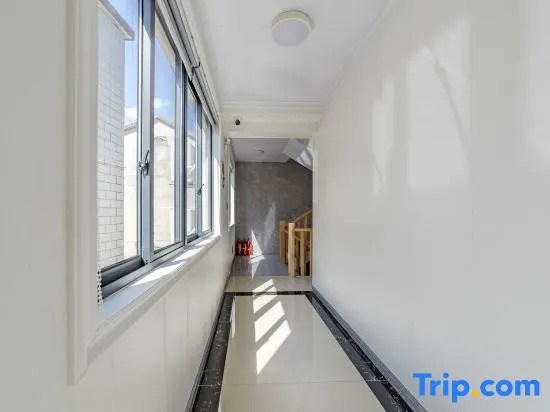 Yanwei View Family Vacation Villa Homestay (Anji Yunshang Grassland Ski Shop)