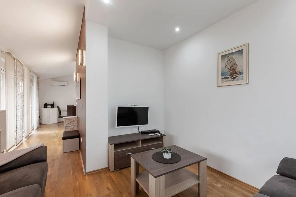 Penthouse Milda 4 Up To 6 Guests, Zadar