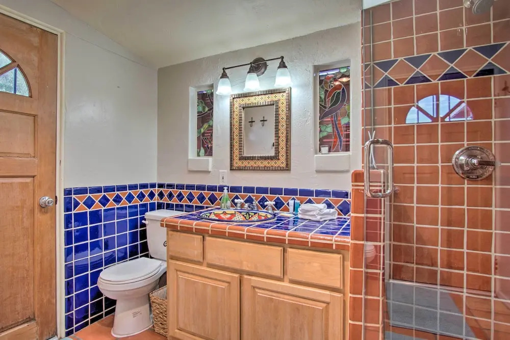 Stylish Tucson Home: Backyard Oasis w/ Grill!