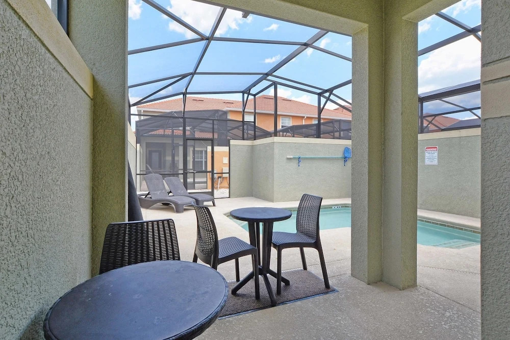 Paradise Palms 5 Bed Townhome w Splashpool - 3217PP