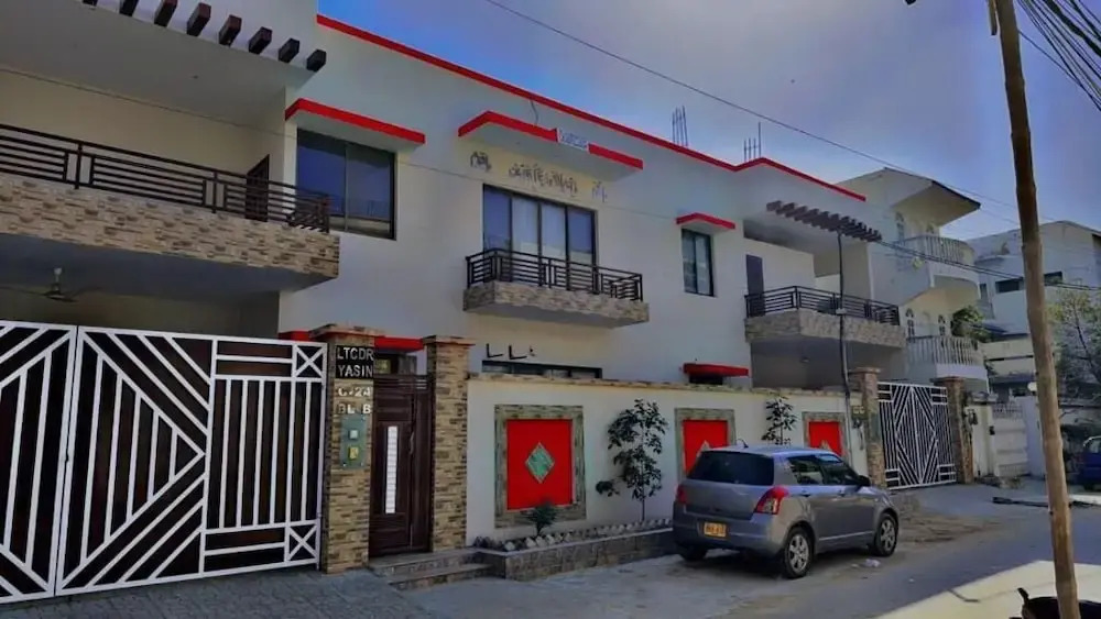 Amada Family Guest House