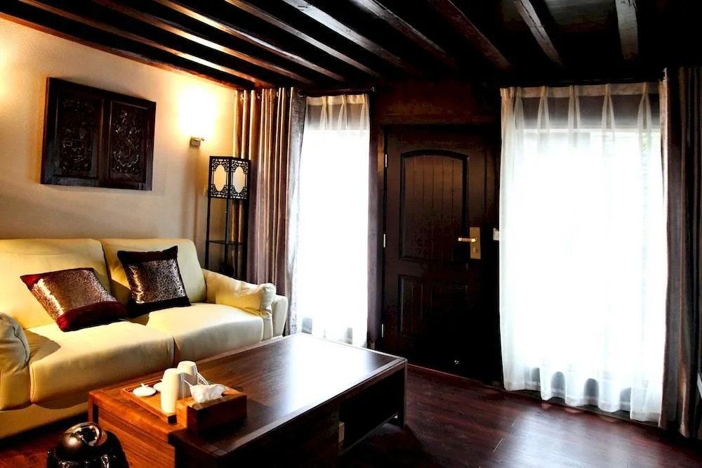 Lijiang Lemon Resort
