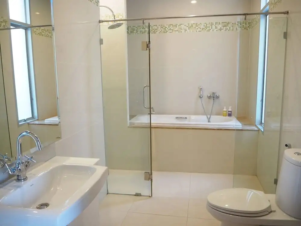 AnB Pool Villa 3BR Glass House in Pattaya