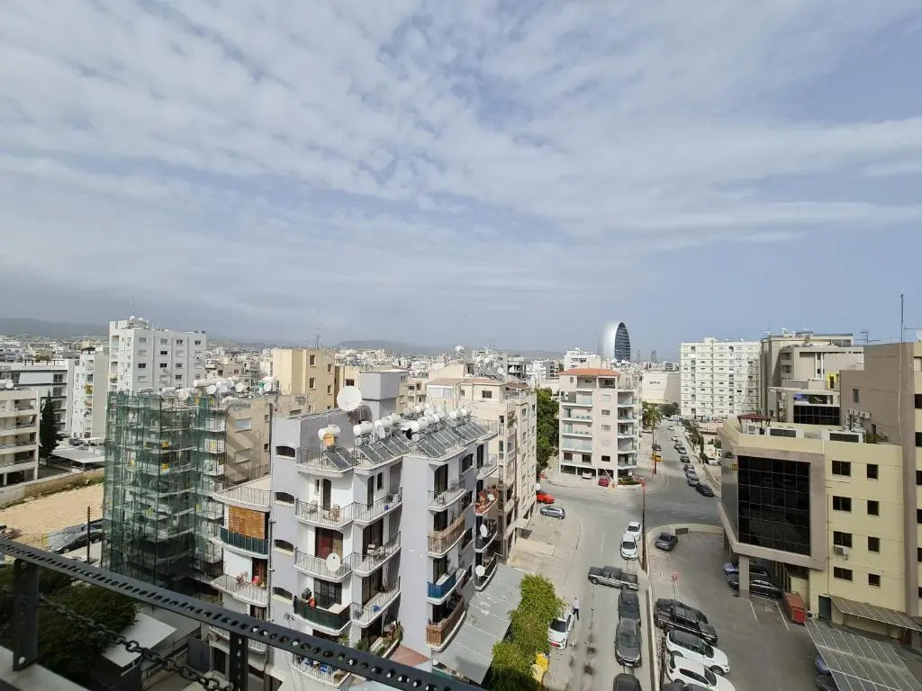 2Bd Sea View Flat