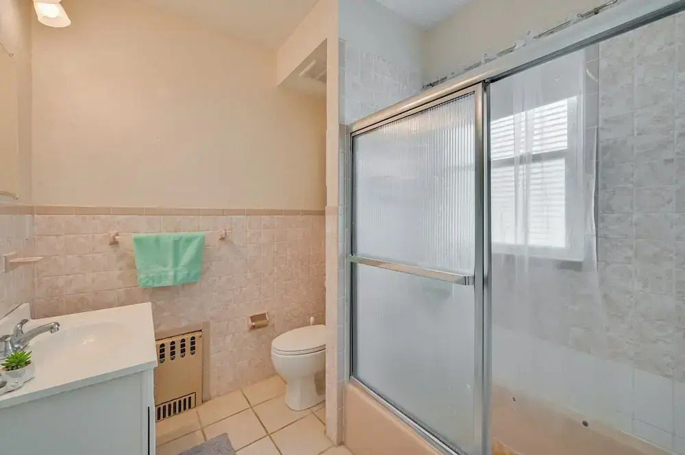 Revere Vacation Rental Near Mbta ~ 7 Mi to Boston!