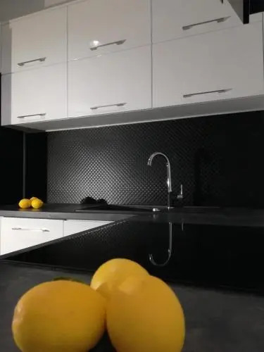 Luksusowy apartament z widokiem na jezioro