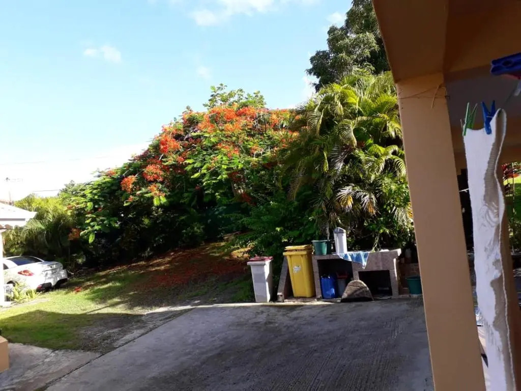 Appartement de 2 chambres avec terrasse et wifi a Sainte Luce