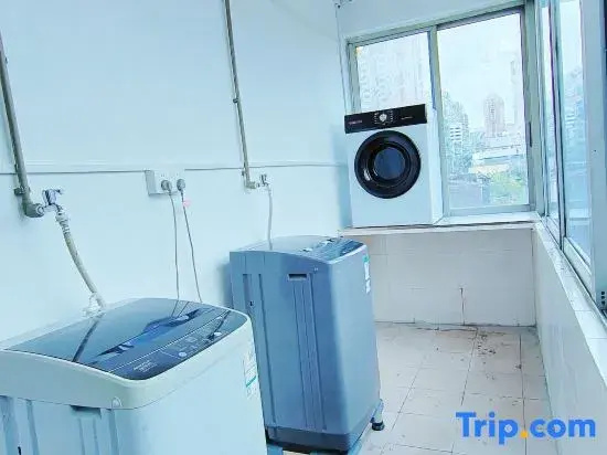 Guangzhou Huahai Serviced Apartment (East Railway Station Sports Institute North Gate)