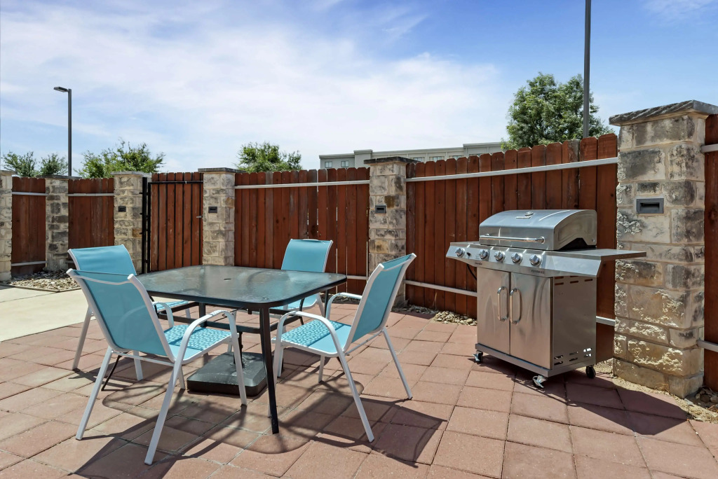 Best Western Plus Pflugerville Inn & Suites