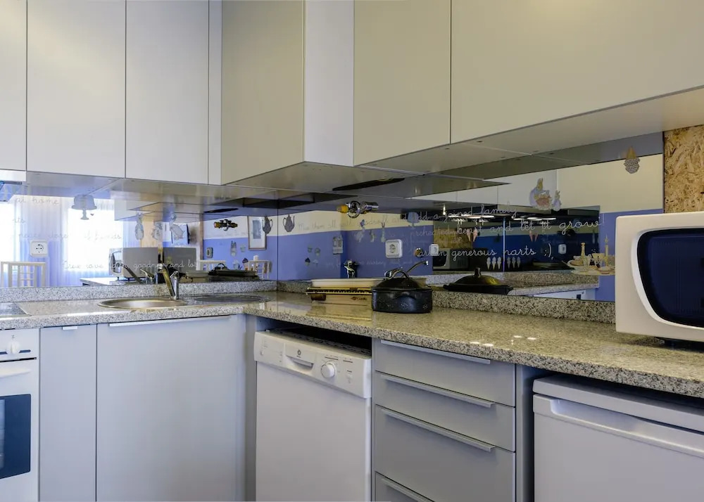 BOUTIQUE RENTALS - Provence Apartment