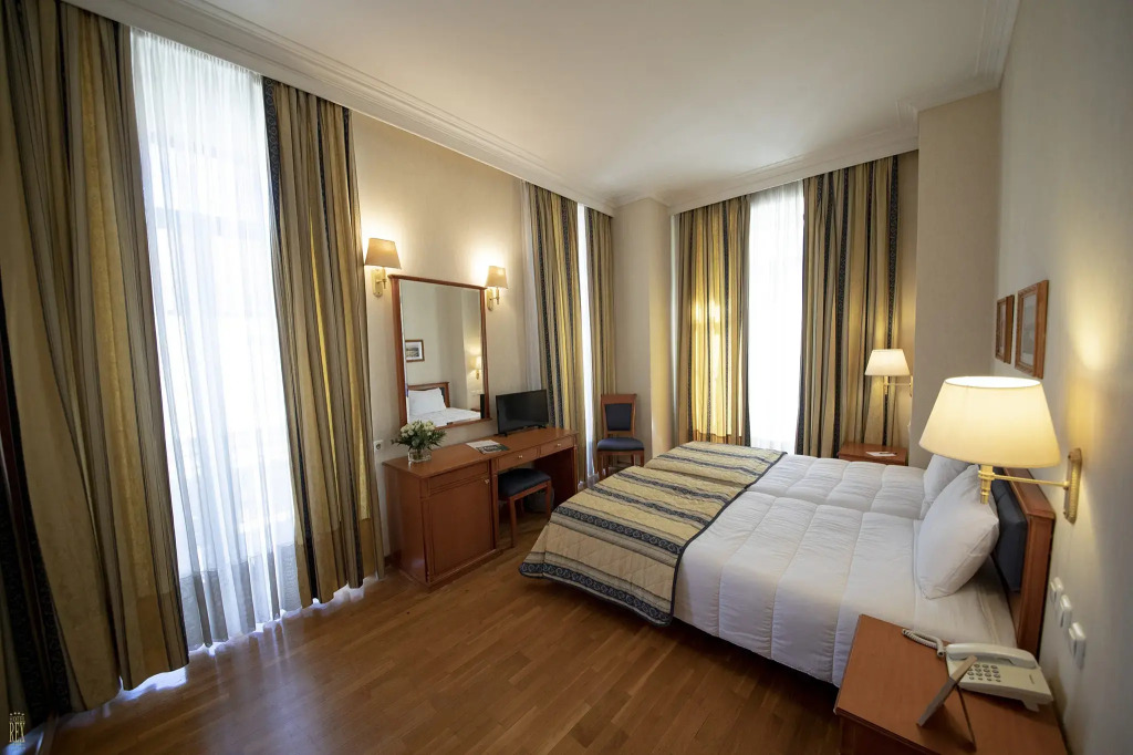 Rex Hotel