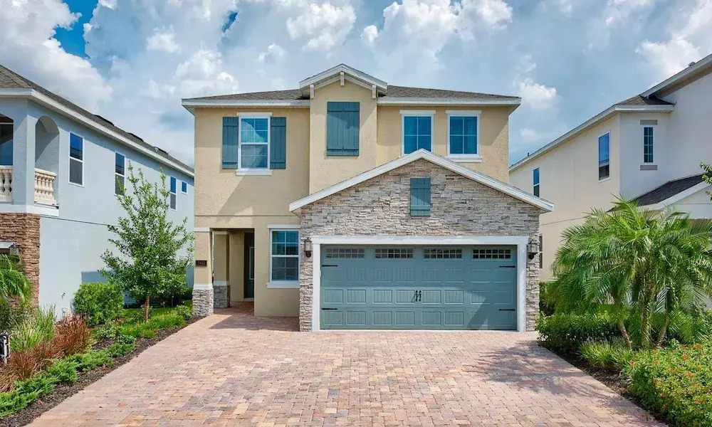 7412 MA - Stylish Home Near Parks