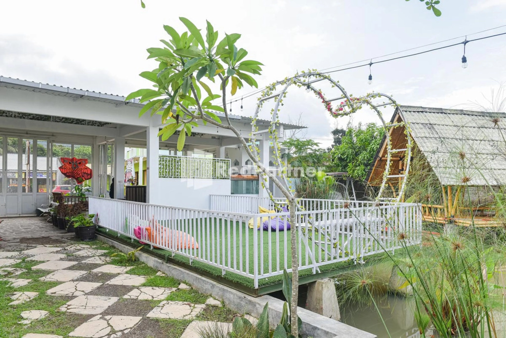 Pondok Anisa near Kolam Renang The Bagelen RedPartner