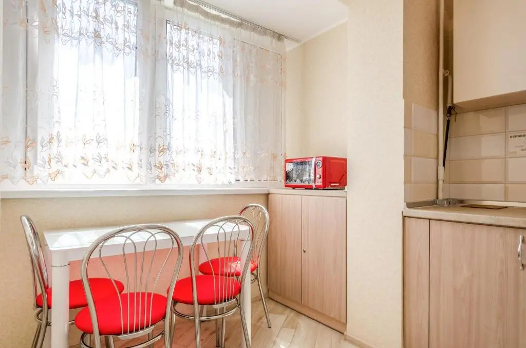 Apartment on 16A Obolonskyi Avenue