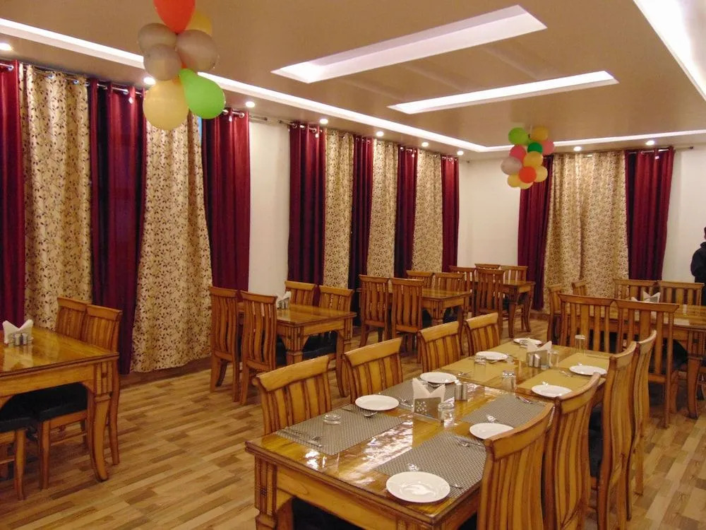 Hotel Dewan Palace
