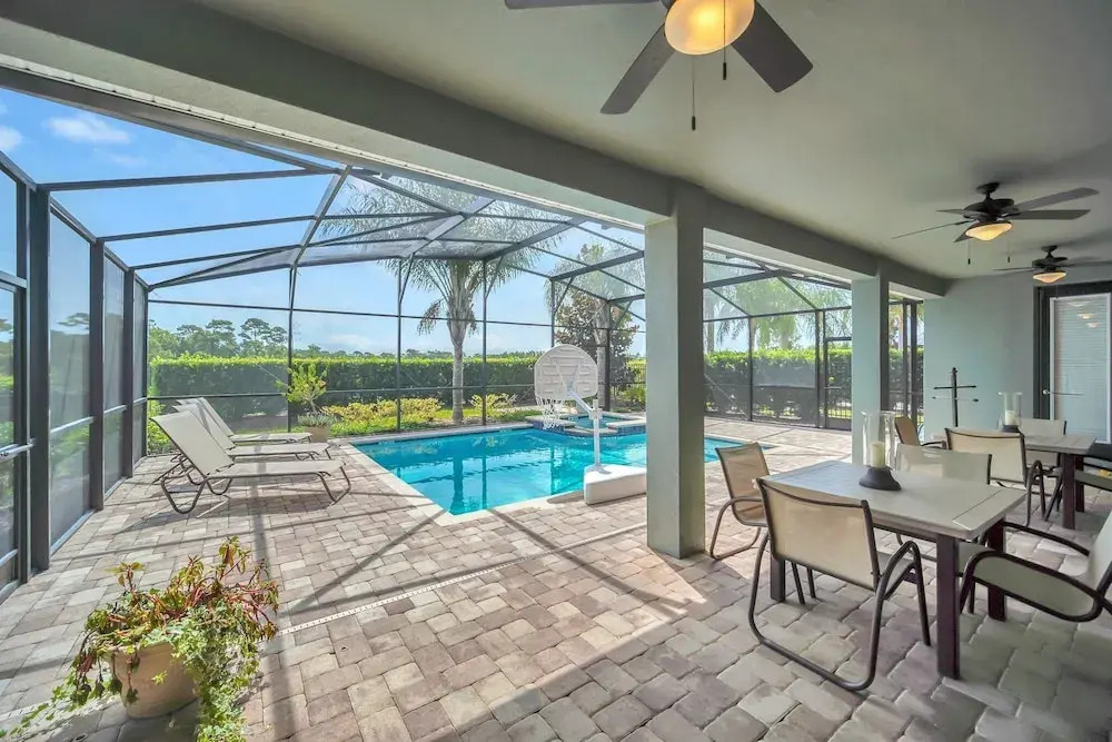 8-Bedroom Villa with Theater Near Disney 8 Home by RedAwning