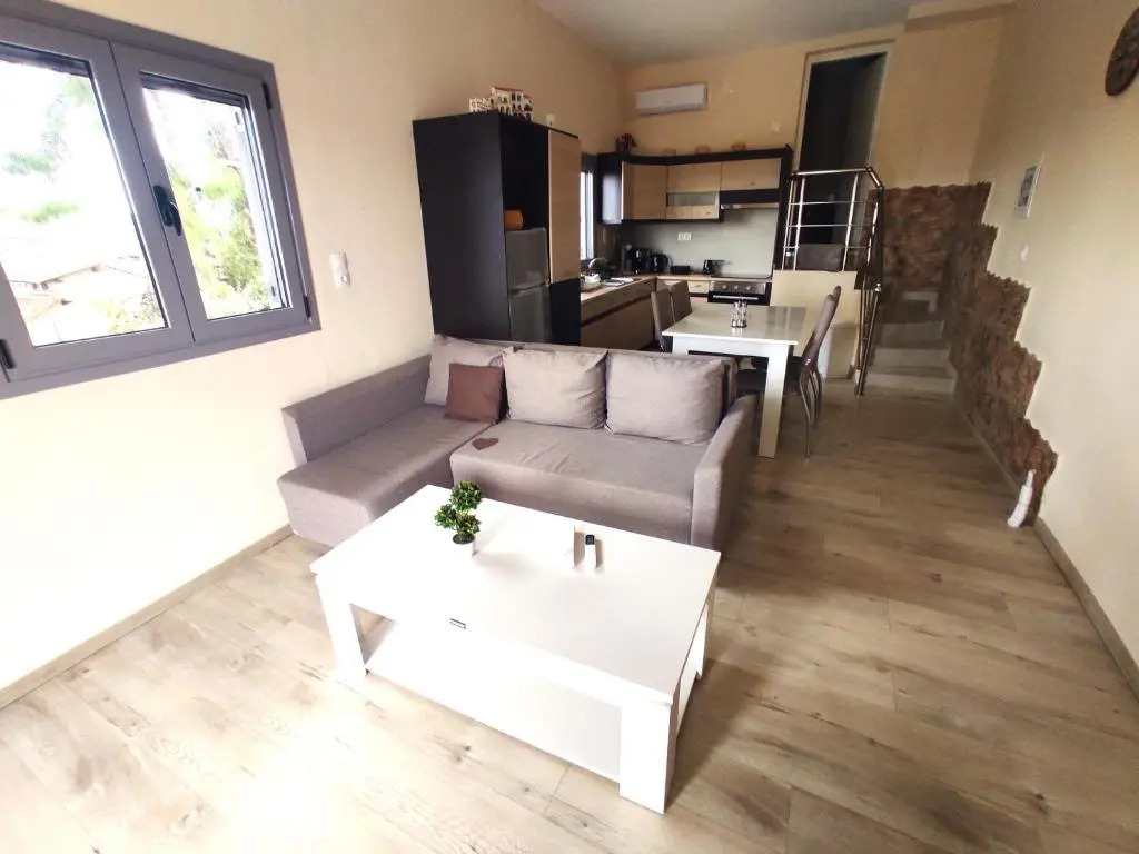 MAGIC VIEW 1 falias guest house 70sm with private garden