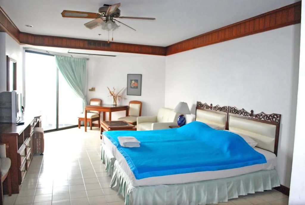 Paradise Condominium Apartments