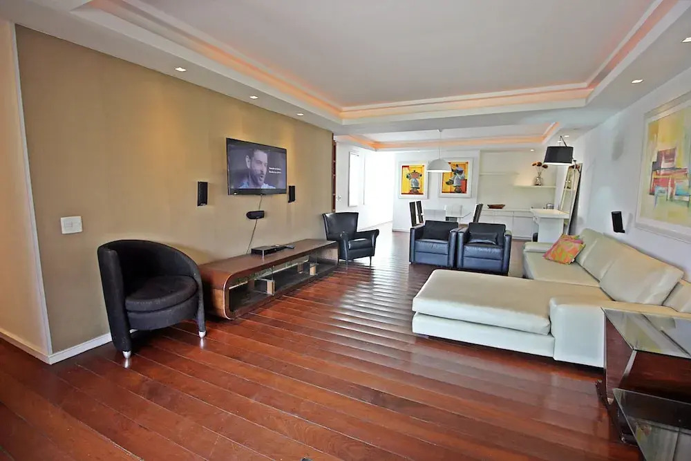 Rio Spot Homes Q010