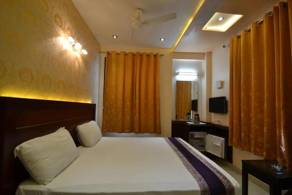 Hotel Central Residency