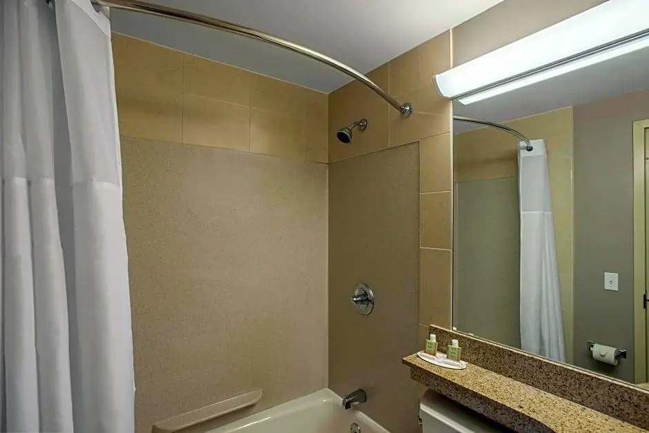Super 8 by Wyndham Brooklyn / Park Slope Hotel