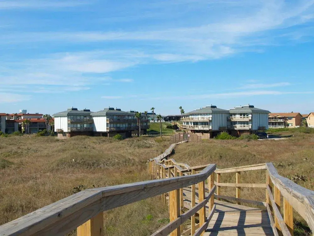 Janel's Haven 504bh 2 Bedrooms 2 Bathrooms Condo