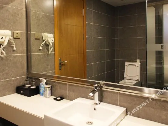 Kunming Geya Hotel（Xingyaoxingdu international store）
