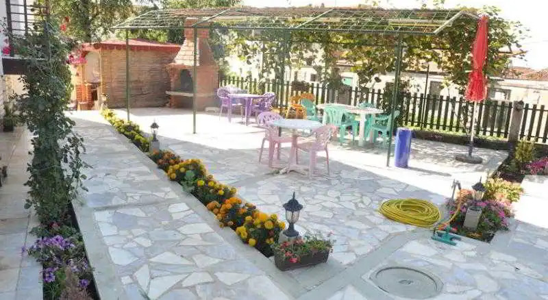 Damaja Guest House
