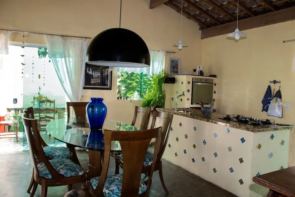 P004 Casa c 3 Dorm. Apenas 150m da Praia