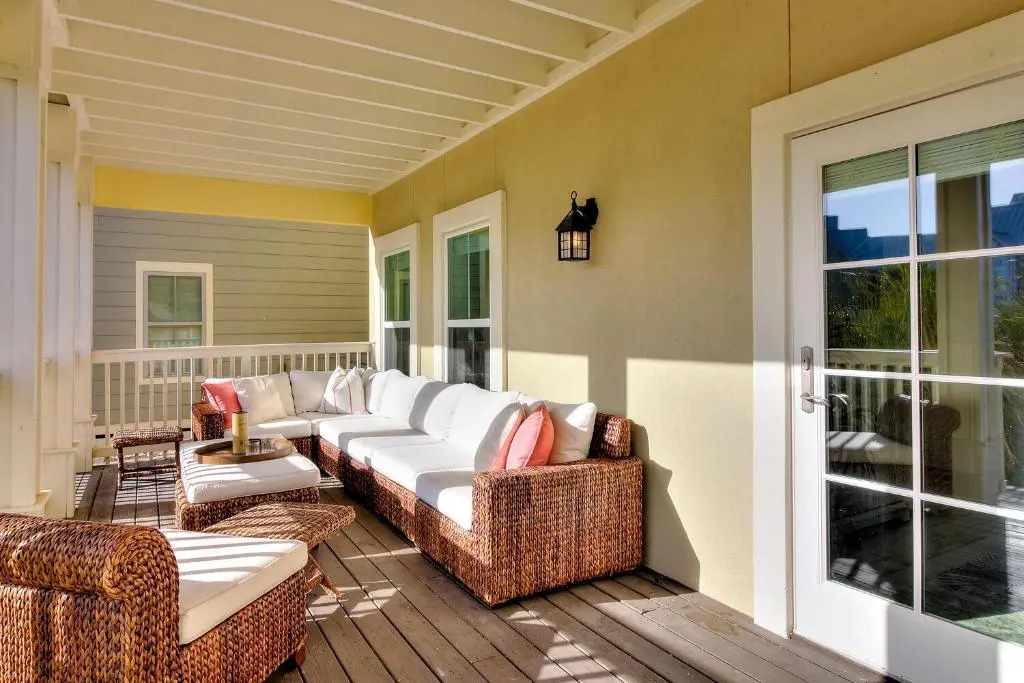 Coastal Hideaway 230 BE