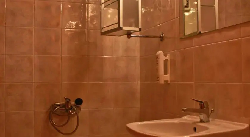 Erato Hotel