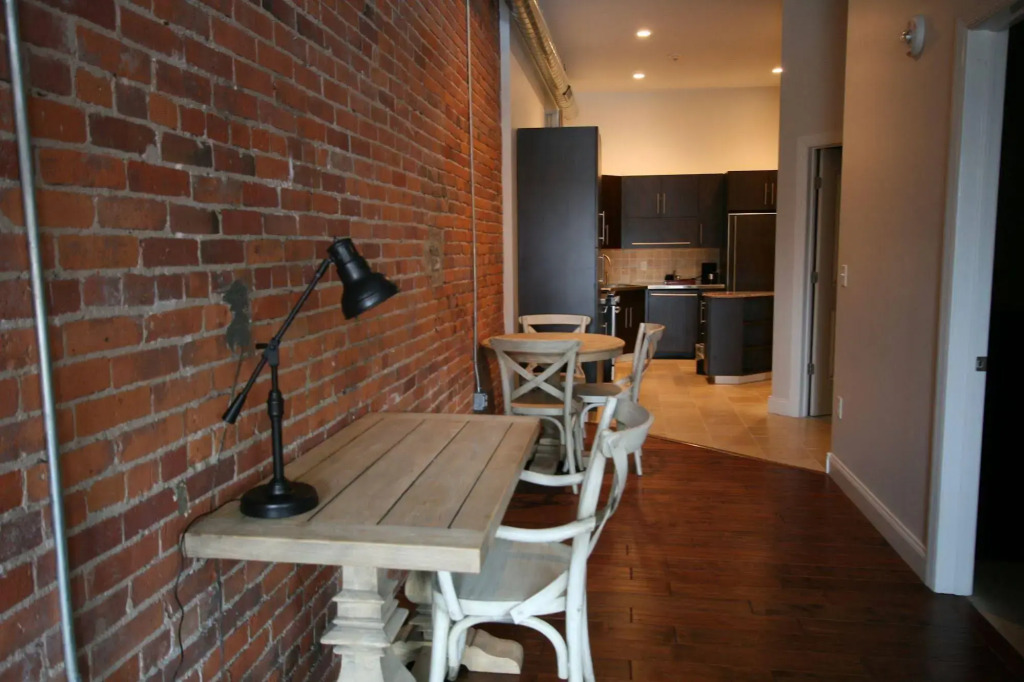 Lofts on Pearl