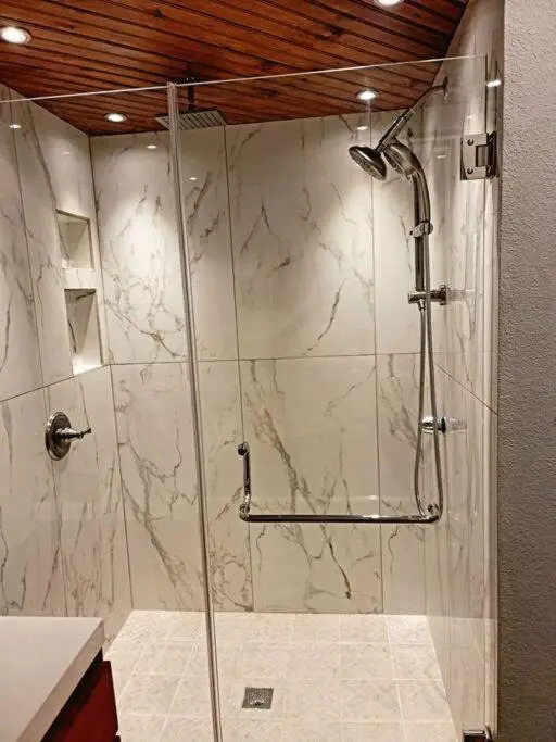 Authentic 4 bedroom house !
