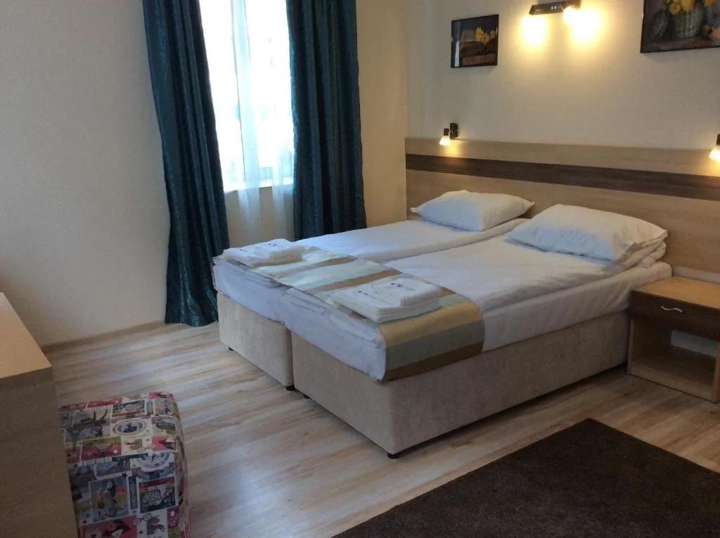 City House Family Hotel & Restaurant