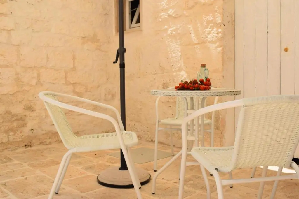 Sardedd White Luxury