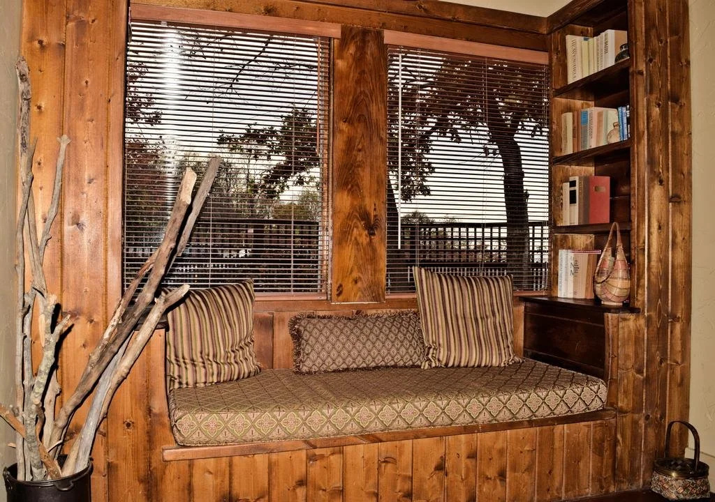 The Overlook Inn Bed and Breakfast