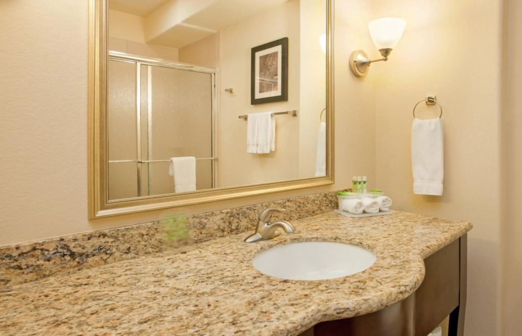 Holiday Inn Express & Suites Las Cruces North