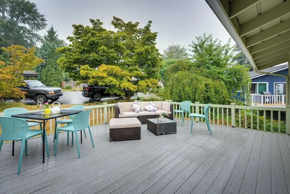 Expansive Lake Forest Park Home w/ Private Deck!