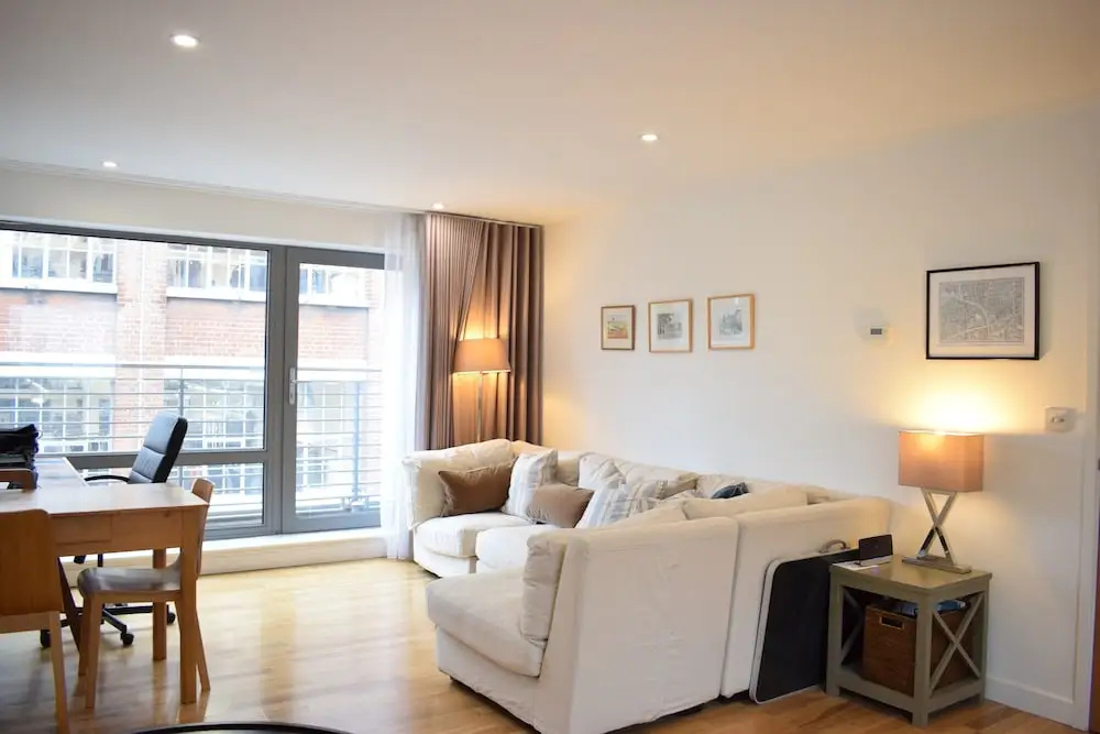 Modern 2 Bedroom Apartment In Old Street