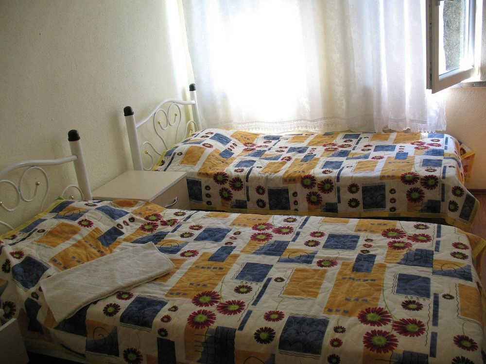 Zeytinada Pansiyon ve Gözleme