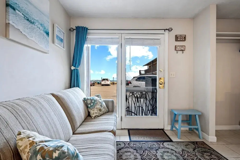 Beachfront Bliss Cozy Studio!