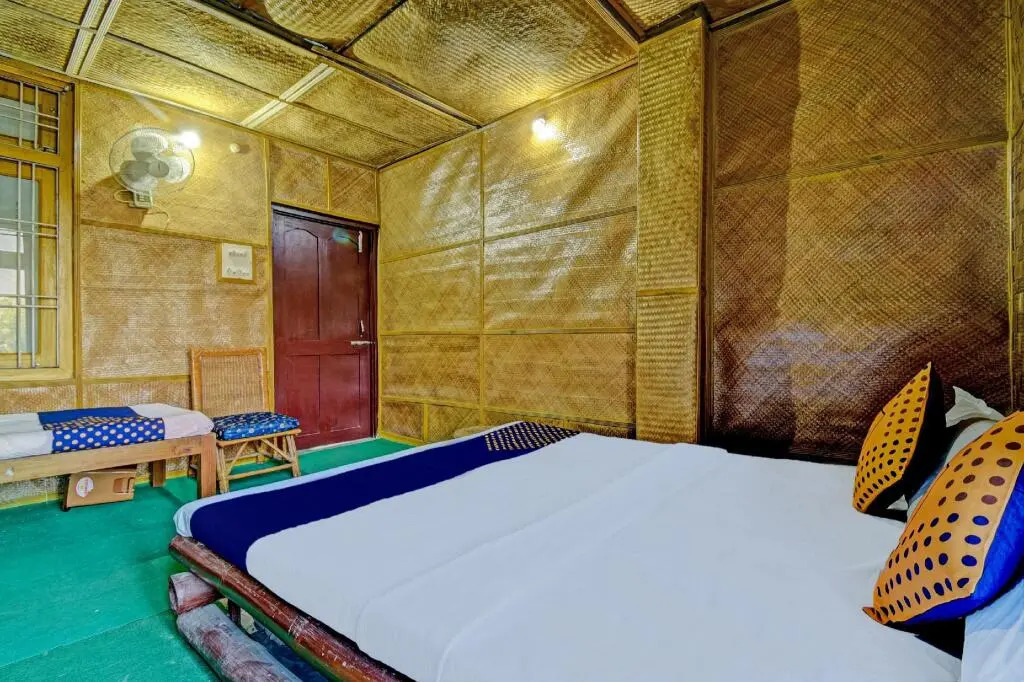 Ashrayaa Prakreeti by OYO Rooms
