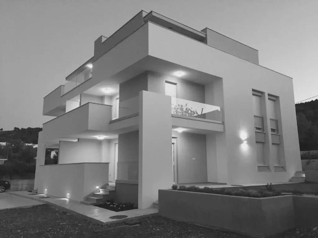 Apartments Alba 1